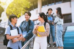 中国博士后遭美方执法人员约谈盘问后自杀 外交部回应